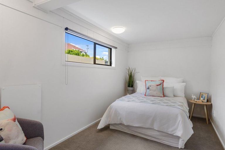 Photo of property in 4 Corfe Street, Ilam, Christchurch, 8041