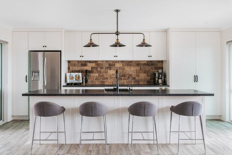 Photo of property in 31 Damien Place, Ohauiti, Tauranga, 3112