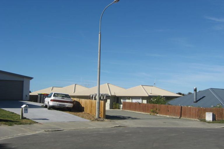 Photo of property in 19-21 Lachlan Place, Marchwiel, Timaru, 7910