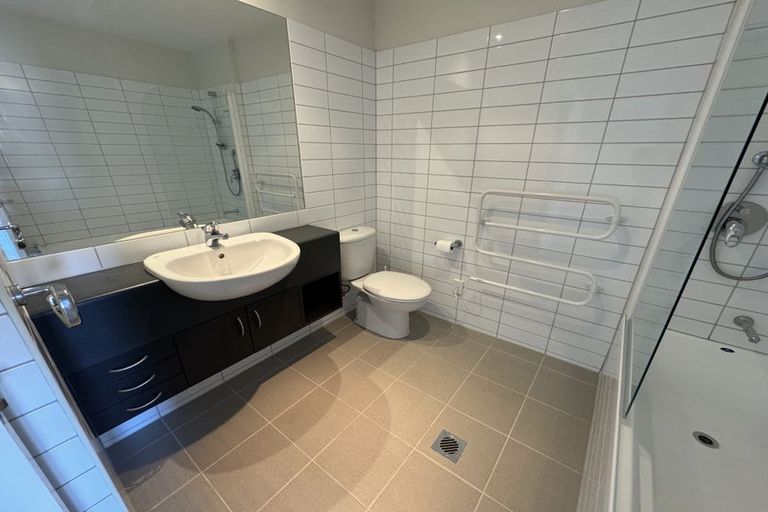 Photo of property in Kate Sheppard Apartments, 7e/42 Molesworth Street, Thorndon, Wellington, 6011