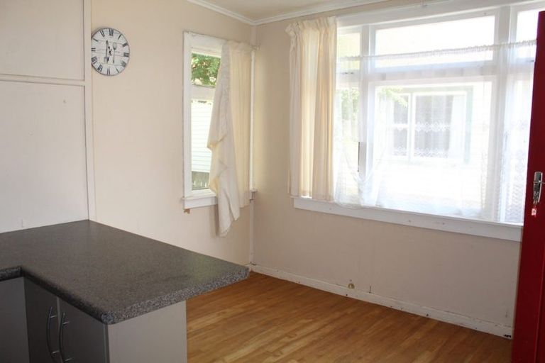 Photo of property in 23 Ranfurly Street, Hokowhitu, Palmerston North, 4410