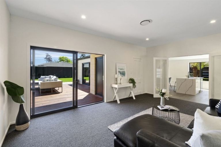 Photo of property in 78c Glandovey Road, Fendalton, Christchurch, 8052