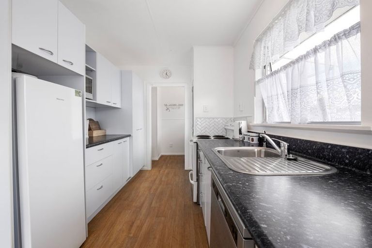 Photo of property in 47 Carlyle Street, Leamington, Cambridge, 3432