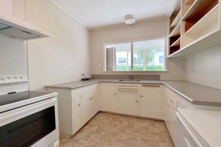 Photo of property in 4 Pembroke Lane, Hamilton Lake, Hamilton, 3204