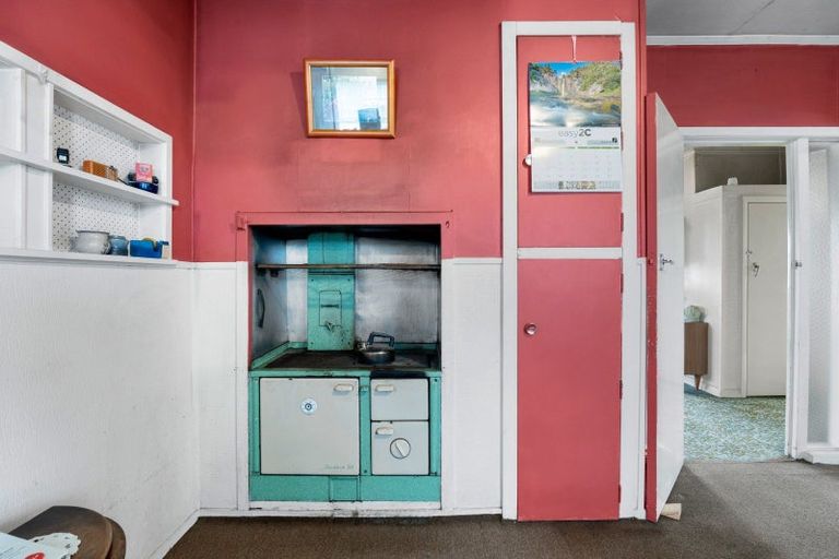 Photo of property in 1 Livingstone Avenue, Nawton, Hamilton, 3200