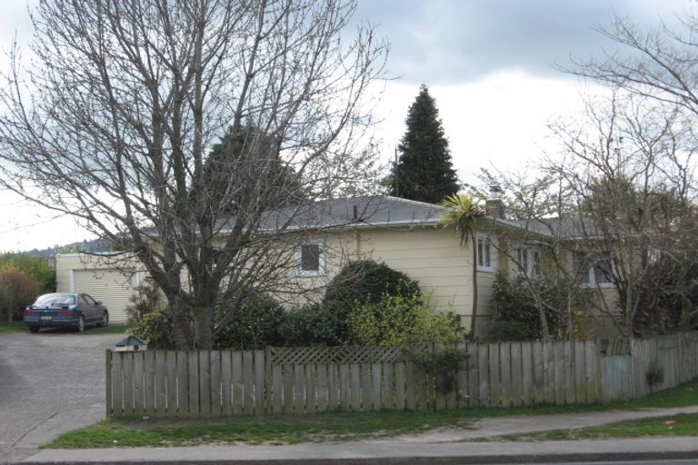 Photo of property in 247 Malfroy Road, Utuhina, Rotorua, 3015