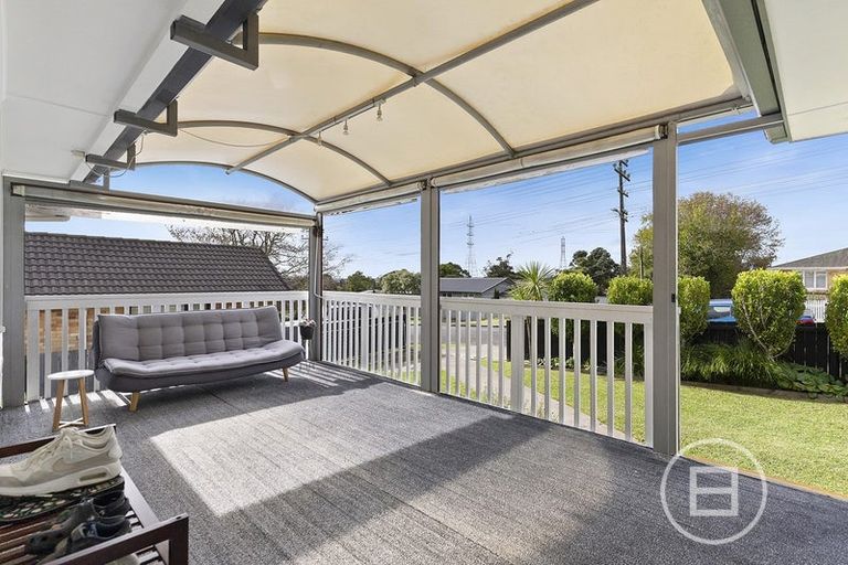 Photo of property in 260 Hepburn Road, Glendene, Auckland, 0602