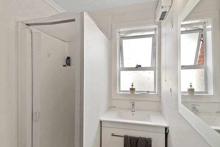 Photo of property in 52 Suva Street, Upper Riccarton, Christchurch, 8041