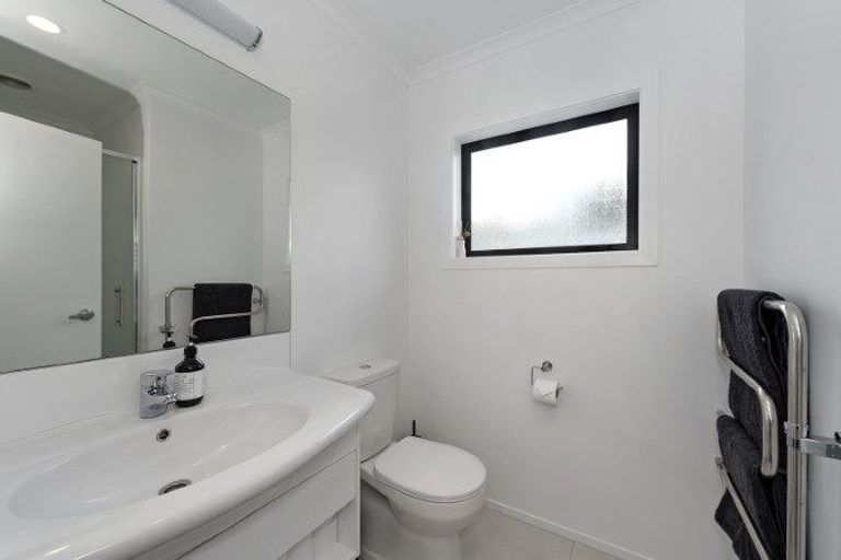 Photo of property in 2/3 Manning Street, Hamilton Central, Hamilton, 3204