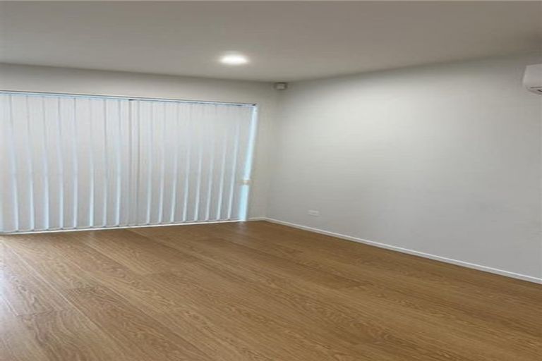 Photo of property in 5/20 James Laurie Street, Henderson, Auckland, 0612