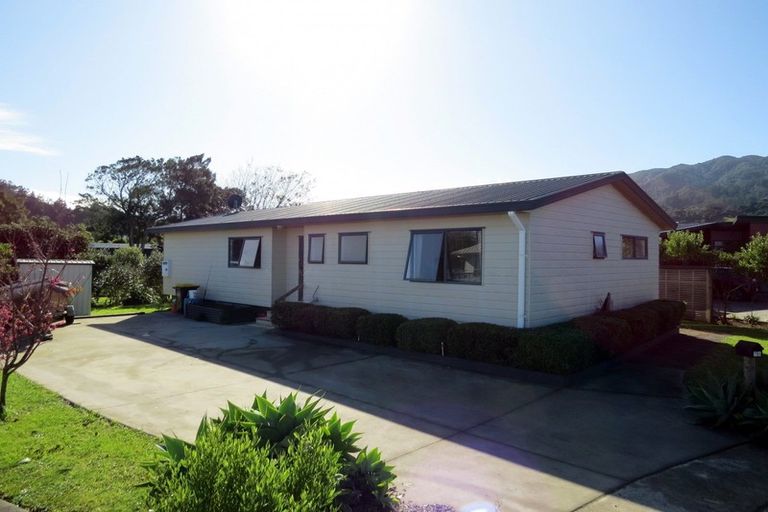 Photo of property in 70 Mary-ellen Place, Coromandel, 3506