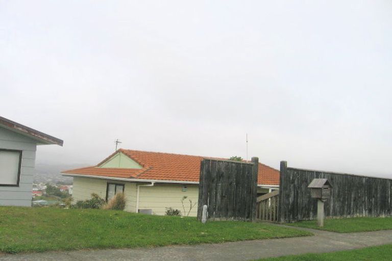 Photo of property in 22 Almora View, Ascot Park, Porirua, 5024