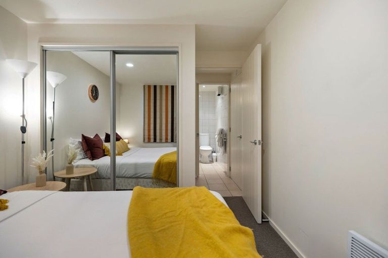 Photo of property in Arno Apartment, 9/8 Mckerrow Place, Sunshine Bay, Queenstown, 9300