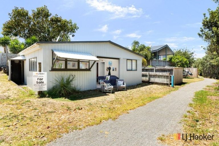 Photo of property in 256b Seaforth Road, Waihi Beach, 3611