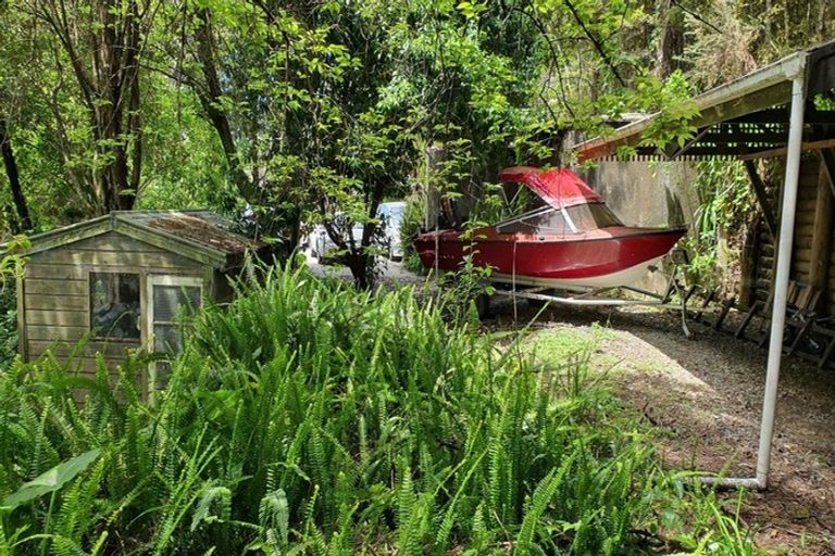 Photo of property in 61 Brick Bay Drive, Sandspit, Warkworth, 0982