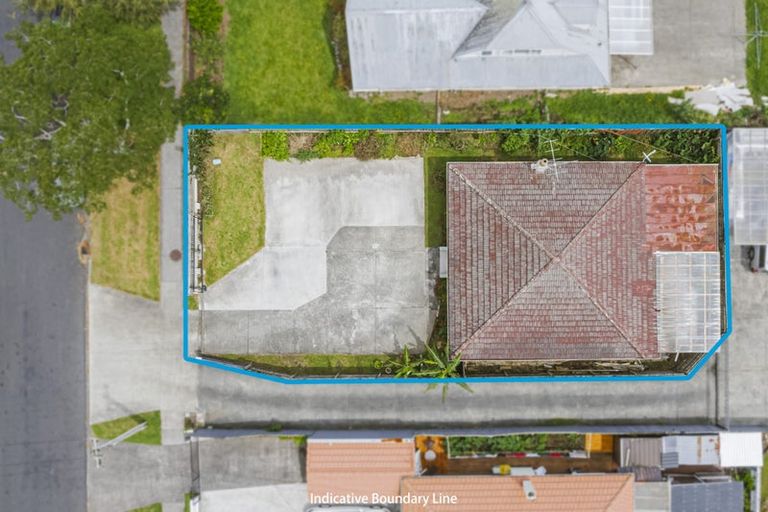 Photo of property in 8 Hamilton Road, Papatoetoe, Auckland, 2025