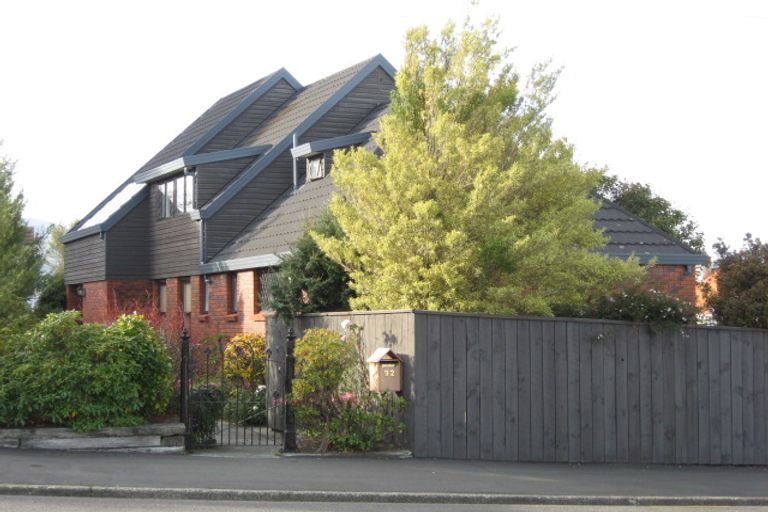 Photo of property in 32 Drivers Road, Maori Hill, Dunedin, 9010