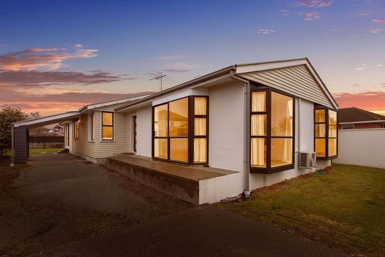 Photo of property in 7 Gladson Avenue, Sockburn, Christchurch, 8042