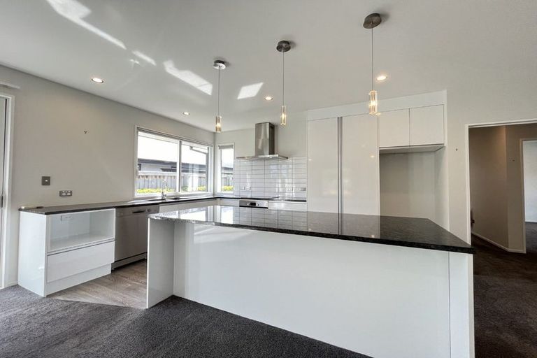 Photo of property in 30 Bronco Drive, Aidanfield, Christchurch, 8025