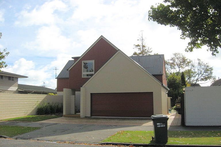 Photo of property in 324 Waimairi Road, Ilam, Christchurch, 8041