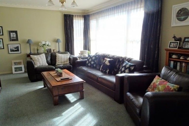 Photo of property in 1 Wilson Crescent, Karoro, Greymouth, 7805