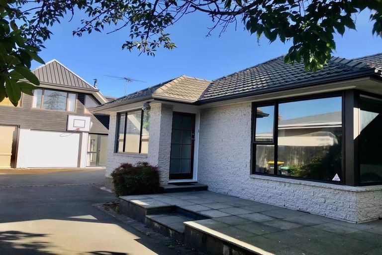 Photo of property in 29 Glencoe Street, Burnside, Christchurch, 8053