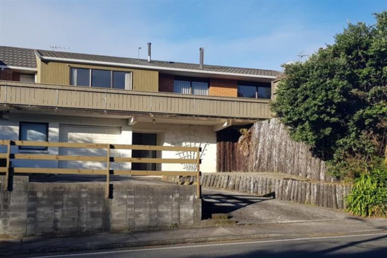 Photo of property in 1a Shortland Street, Lower Vogeltown, New Plymouth, 4310