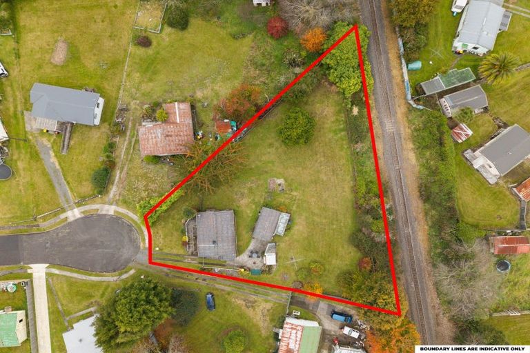 Photo of property in 13 Balerno Place, Tokoroa, 3420