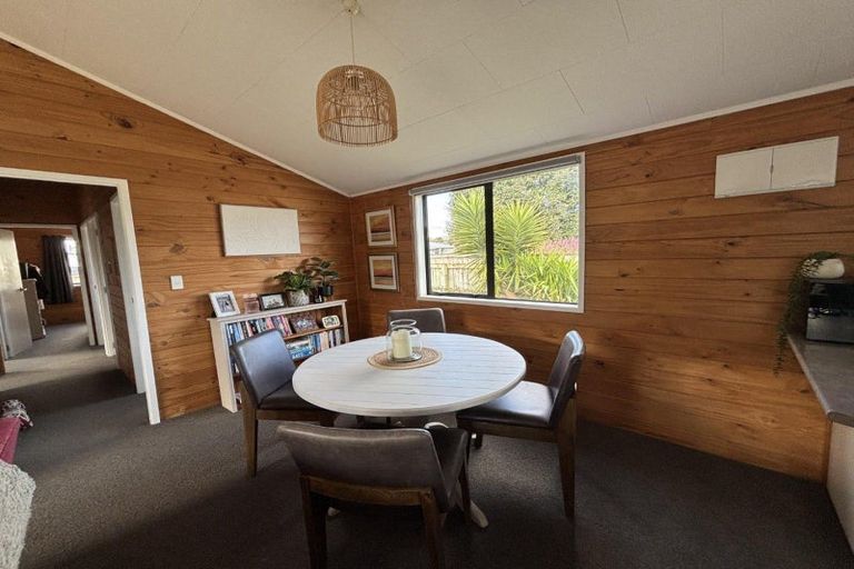 Photo of property in 70 Totara Street, Tawhero, Wanganui, 4501