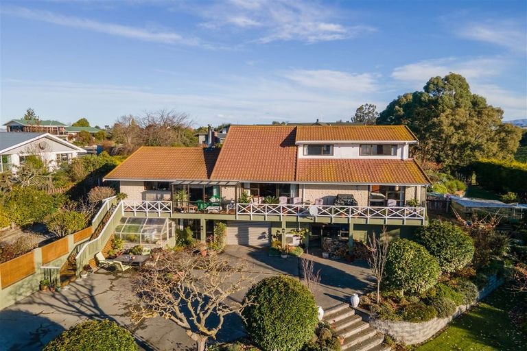 Photo of property in 15 Hillview Place, Pleasant Point, 7903