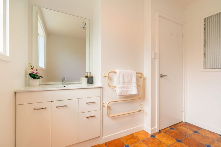 Photo of property in 1 Sunnyvale Lane, Green Island, Dunedin, 9018