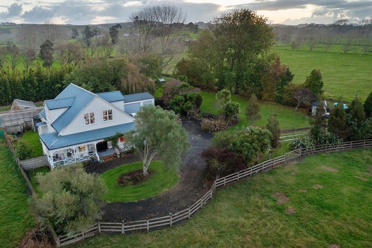 Photo of property in 2179 State Highway 16, Helensville, 0875