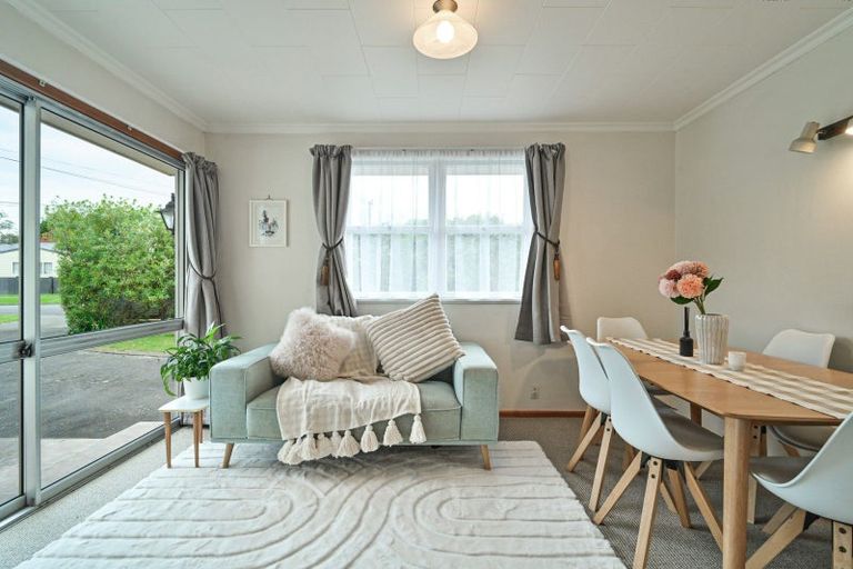 Photo of property in 1108 Oliphant Road, Camberley, Hastings, 4120