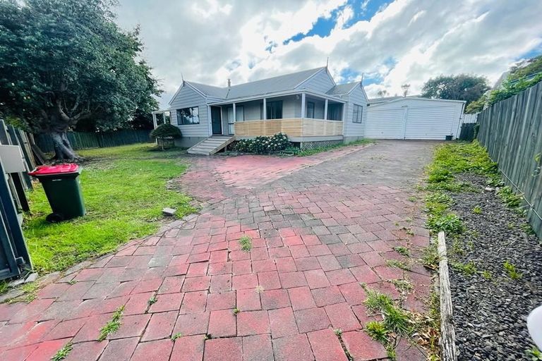 Photo of property in 13 Duckworth Road, Papakura, 2110