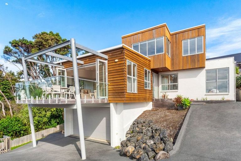 Photo of property in 6 Wendy Hood Way, Snells Beach, 0920