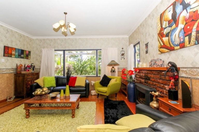 Photo of property in 65 Paynters Avenue, Strandon, New Plymouth, 4312