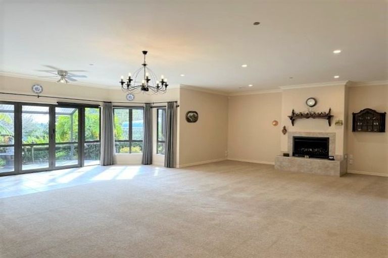 Photo of property in 4 Keenan Road, Pyes Pa, Tauranga, 3173