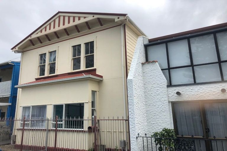 Photo of property in 467-469 Marine Parade, Napier South, Napier, 4110