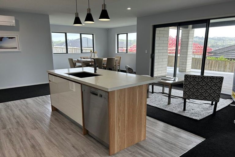 Photo of property in 32 Hitchen Road, Pokeno, 2402