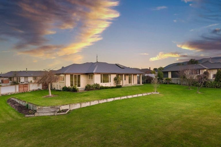 Photo of property in 17 Bond Street, Waimate, 7924