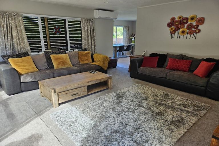 Photo of property in 17 Brandon Road, Manly, Whangaparaoa, 0930