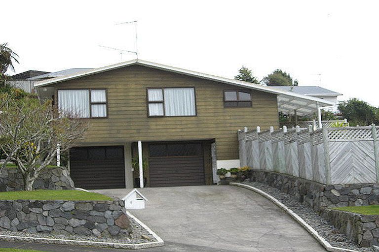 Photo of property in 4 Carlton Terrace, Westown, New Plymouth, 4310