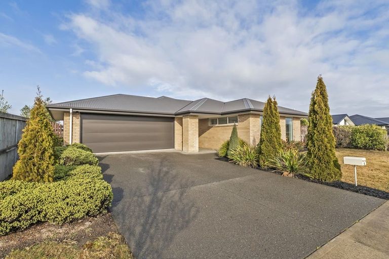 Photo of property in 5 Beachvale Drive, Kaiapoi, 7630