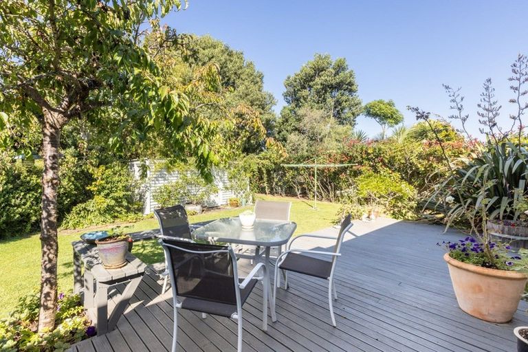 Photo of property in 10 Barker Road, Marewa, Napier, 4110