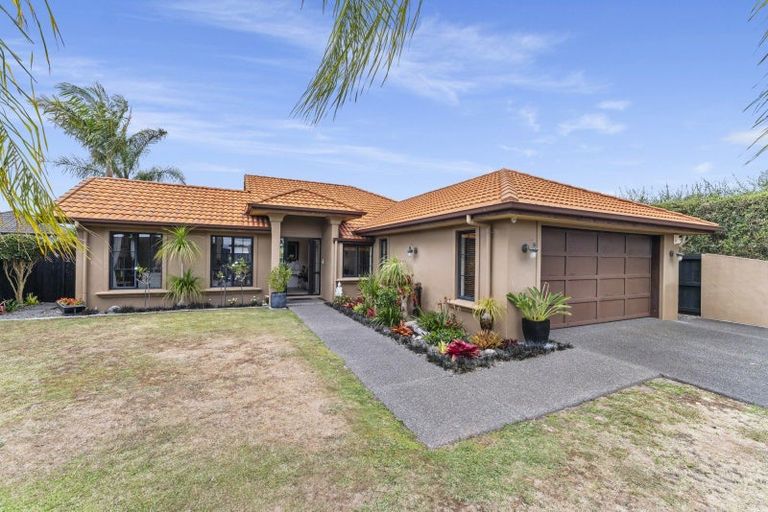 Photo of property in 31 Oreti Crescent, Papamoa Beach, Papamoa, 3118