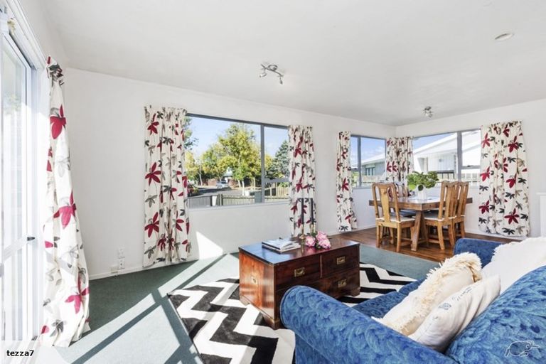 Photo of property in 9 Sequoia Place, Pukete, Hamilton, 3200