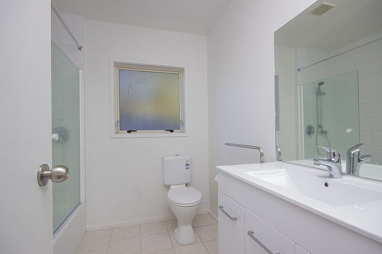 Photo of property in 15 Freda Place, Favona, Auckland, 2024