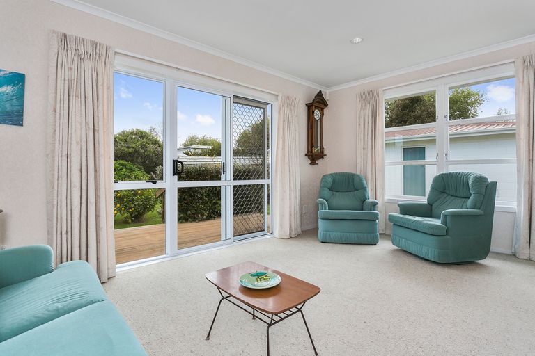 Photo of property in 20 Clare Street, Cambridge, 3434