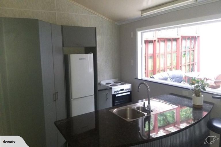 Photo of property in 71 Mitchell Street, Brooklyn, Wellington, 6021