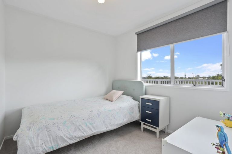 Photo of property in 35 Terra Nova Street, Glen Eden, Auckland, 0602